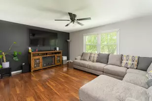 3473 E Cleveland St, Ladd, IL 61329 - Photo 8