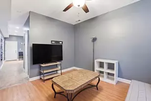 4505 S Fairfield Ave, Chicago, IL 60632 - Photo 2