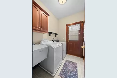261 Johnson Woods Drive, Batavia, IL 60510 - Photo 20