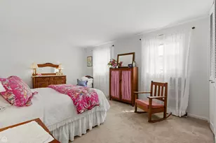 2154 Rugen Rd, Glenview, IL 60026 - Photo 8