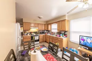 1617 N 35th Ave, Melrose Park, IL 60160 - Photo 16