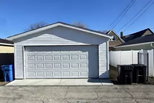 8616 S Winchester Ave, Chicago, IL 60620 - Photo 10