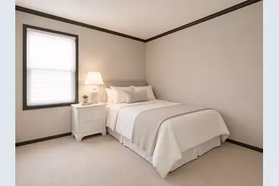 304 Creekside Court #304, Vernon Hills, IL 60061 - Photo 6