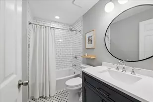 4105 N Lawndale Ave, Chicago, IL 60618 - Photo 10