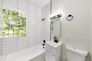 43 N Menard Ave, Chicago, IL 60644 - Photo 14