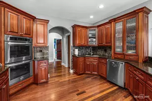 13002 Silverleaf Ct, Plainfield, IL 60585 - Photo 2