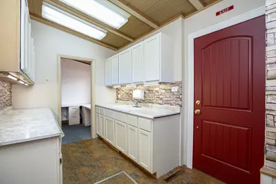 1825 E Roosevelt Road, Wheaton, IL 60187 - Photo 6