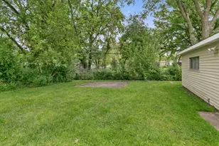 15403 Cherry Ln, Markham, IL 60428 - Photo 4
