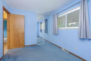 18 Oakwood Dr, Pontiac, IL 61764 - Photo 14