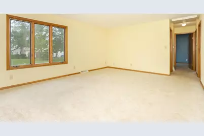 18 Oakwood Drive, Pontiac, IL 61764 - Photo 10