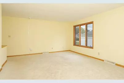 18 Oakwood Drive, Pontiac, IL 61764 - Photo 12
