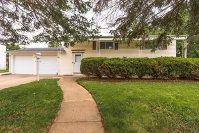 18 Oakwood Drive, Pontiac, IL 61764 - Photo 4