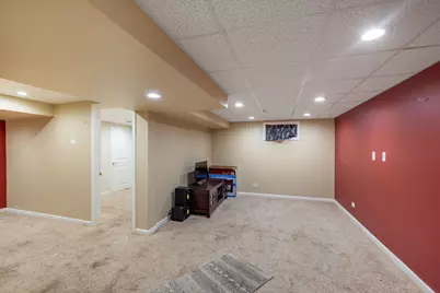 218 N Marion Avenue, Bartlett, IL 60103 - Photo 10