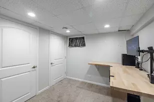 218 N Marion Ave, Bartlett, IL 60103 - Photo 12