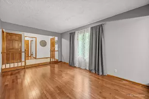 655 Oakview Dr, Algonquin, IL 60102 - Photo 20