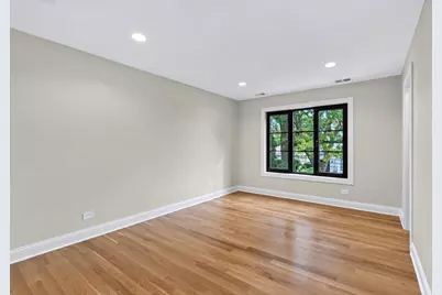 1009 N Drury Lane, Arlington Heights, IL 60004 - Photo 36