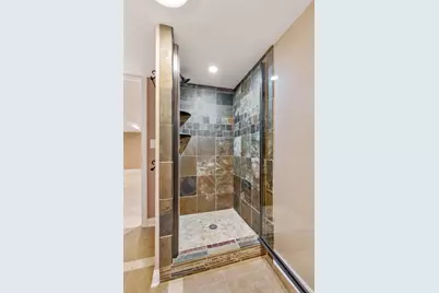 740 Lakeview Point, Schaumburg, IL 60194 - Photo 22