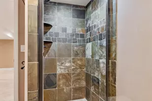 740 Lakeview Point, Schaumburg, IL 60194 - Photo 22