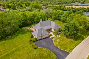 32 Rosewood Dr, Hawthorn Woods, IL 60047 - Photo 52