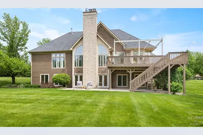 32 Rosewood Drive, Hawthorn Woods, IL 60047 - Photo 2