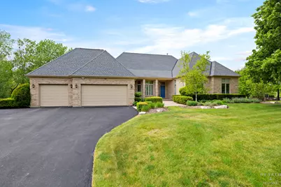 32 Rosewood Drive, Hawthorn Woods, IL 60047 - Photo 1