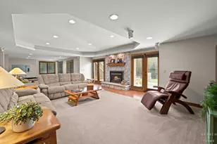 32 Rosewood Dr, Hawthorn Woods, IL 60047 - Photo 40