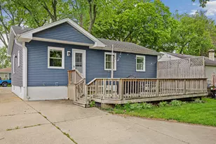 207 N Crest Ave, Bartlett, IL 60103 - Photo 16