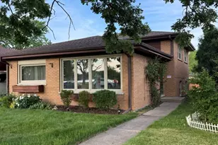 2185 Lee St, Des Plaines, IL 60018 - Photo 1