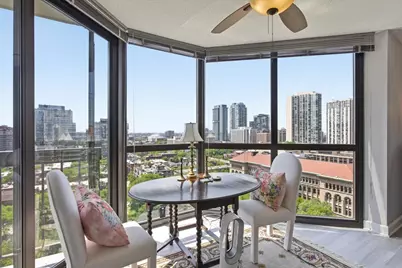 33 W Delaware Place #18K, Chicago, IL 60610 - Photo 8