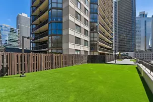 33 W Delaware Pl, Chicago, IL 60610 - Photo 16