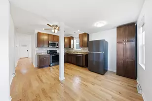 9526 S Claremont Ave, Chicago, IL 60643 - Photo 4