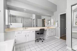 2116 Birchwood Ln, Buffalo Grove, IL 60089 - Photo 22