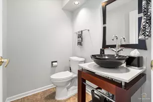 2116 Birchwood Ln, Buffalo Grove, IL 60089 - Photo 18