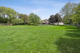 1086 Polo Dr, Lake Forest, IL 60045 - Photo 32
