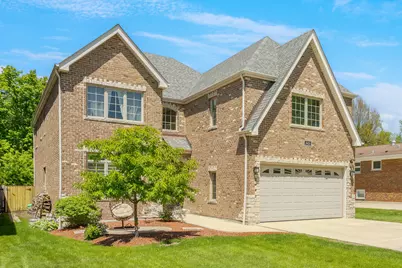 643 W Crockett Avenue, Elmhurst, IL 60126 - Photo 2