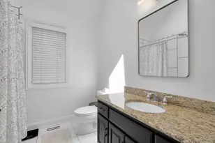 643 W Crockett Ave, Elmhurst, IL 60126 - Photo 32