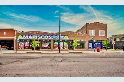 3034 W Montrose Avenue, Chicago, IL 60618 - Photo 1