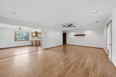 19444 Wolf Road #4, Mokena, IL 60448 - Photo 2