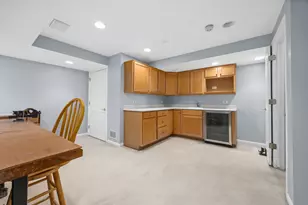 8100 Geneva St, Woodridge, IL 60517 - Photo 22