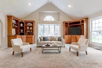 383 Barn Swallow Lane, Vernon Hills, IL 60061 - Photo 6