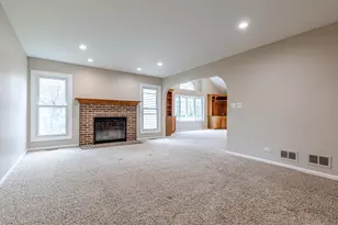 383 Barnswallow Ln, Vernon Hills, IL 60061 - Photo 24