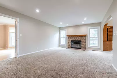 383 Barn Swallow Lane, Vernon Hills, IL 60061 - Photo 22