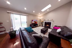 1284 Regent Dr, Mundelein, IL 60060 - Photo 10