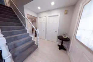 1284 Regent Dr, Mundelein, IL 60060 - Photo 12