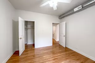 1153 W Lunt Ave, Chicago, IL 60626 - Photo 14