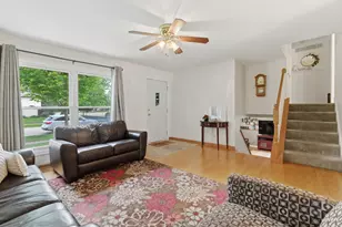 223 Blackberry Dr, Bolingbrook, IL 60440 - Photo 6
