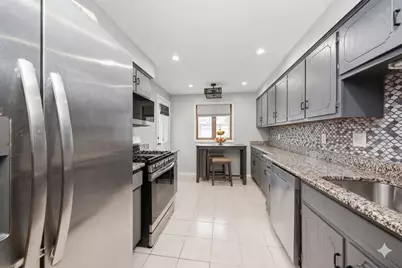10626 Ridgeland Avenue #1D, Chicago Ridge, IL 60415 - Photo 2