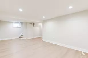 10455 S Whipple St, Chicago, IL 60655 - Photo 24