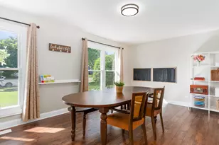 165 Park Meadow Ln, Bolingbrook, IL 60440 - Photo 6