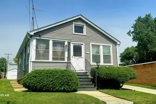 957 Mason Ave, Aurora, IL 60506 - Photo 2